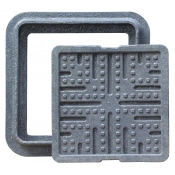 Люк квадратный Ruslana 300*300 до 1т пластиковый черный