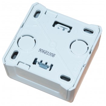 Розетка накладная одноместная c заземлением Viko Vera белая