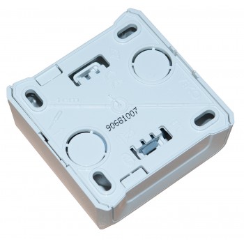 Розетка накладная без заземления Viko Vera белая