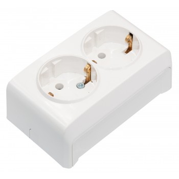 Розетка накладная двойная c заземлением Viko Vera белая