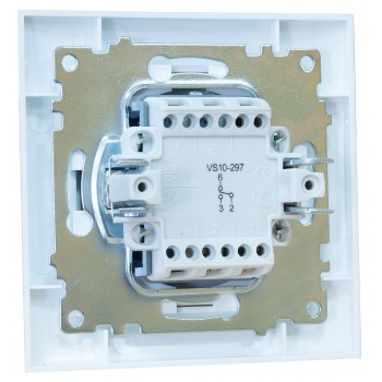 Выключатель одинарный проходной Marshel Ideal белый