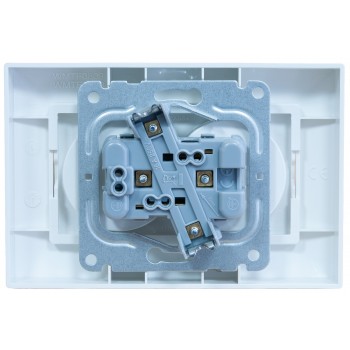 Розетка двойная без заземления Viko Meridian Белый