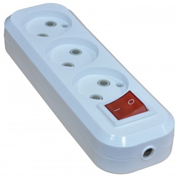 Колодка Titanum standart 3 гнезда без заземления с кнопкой белая