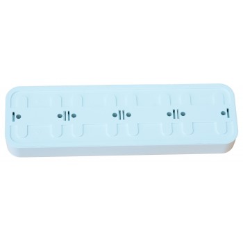 Розетка накладная четырехместная без заземления GISelt Premiera белая